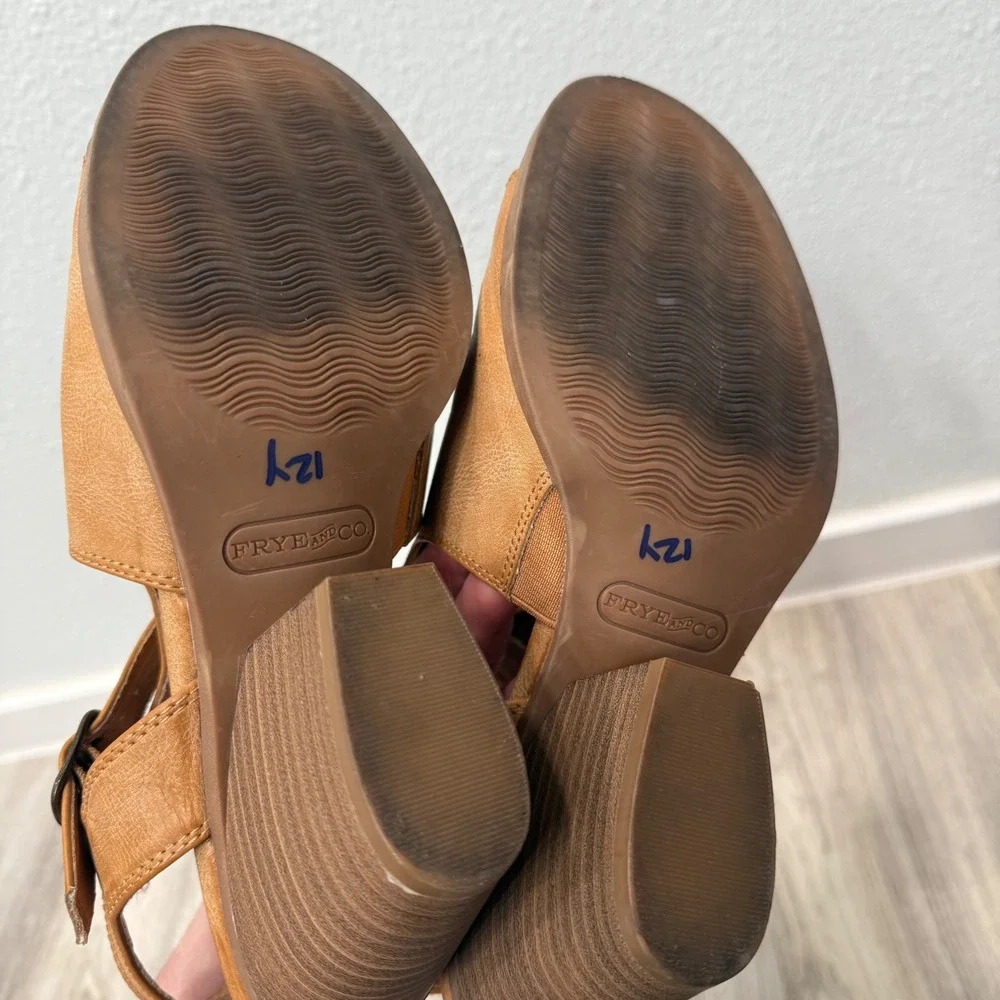 Frye and Co Gaia Ankle‎ Strap Sandals, Open Toe, Tan Brown, Block Heel, Women's